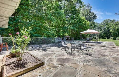 Coshocton House | Lodge-Style Home in Coshocton with Spacious Yard