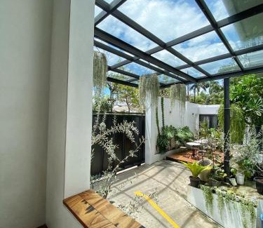 Tanjung Duren Utara House | Loewys Home Tanjung Duren Jakarta Barat