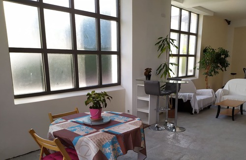 Saint-Just-Saint-Rambert House | Loft access room