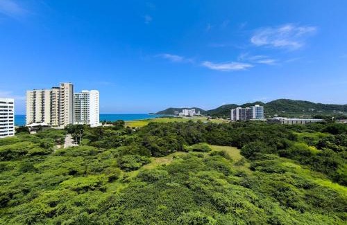 Santa Marta Apartment | Loft balcony overlooking the sea beach 100 meters away