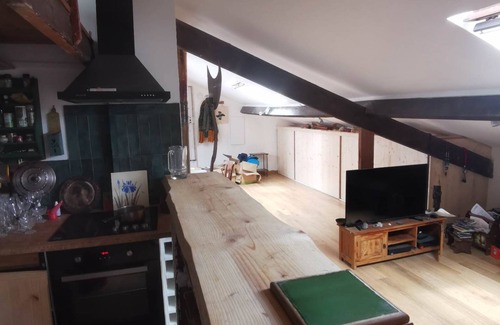 Les Lilas Apartment | Loft chaleureux à 10mn du Métro Mairie des Lilas de la ligne 11 à 15mn chatelet
