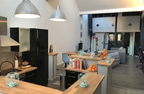 Templemars Condo | LOFT direct access to Lille hypercentre, 24/7 entry