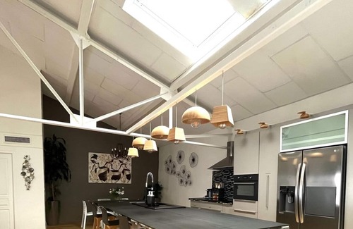 Lattes Apartment | ✨ Loft Evasion – Spacious, Stylish & Family-Friendly near Montpellier & Sea ✨