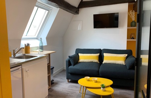 Angers Apartment | Loft-Exclusive-Private Bathroom-Landmark view-Dern