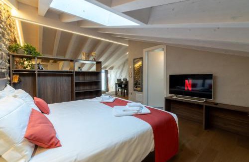 Peschiera del Garda City Centre Apartment | Loft Roby