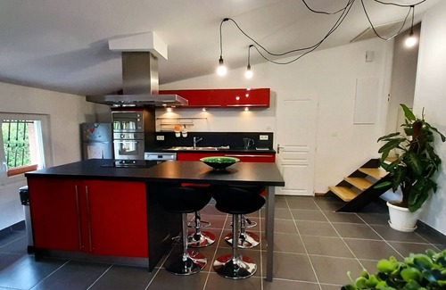 Launaguet Apartment | Loft style apartment on the outskirts of Toulouse
