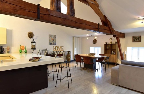 Saint-Savinien Apartment | Loft trend