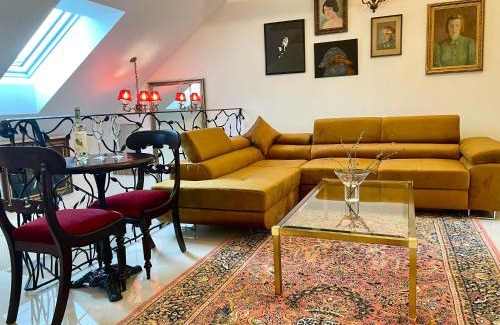 Suprasl Apartment | LOFT W RYNKU Z JACUZZI