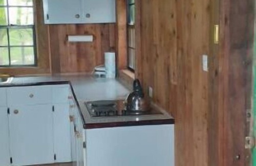 Anse La Raye Cottage | Log Cabin in Anse La Raye
