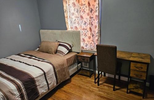 Irvington Apartment | Log Comfort 3