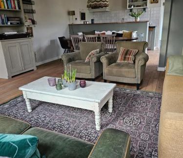 Diessen House | Logeerderij tussen Koe & Kroonluchter