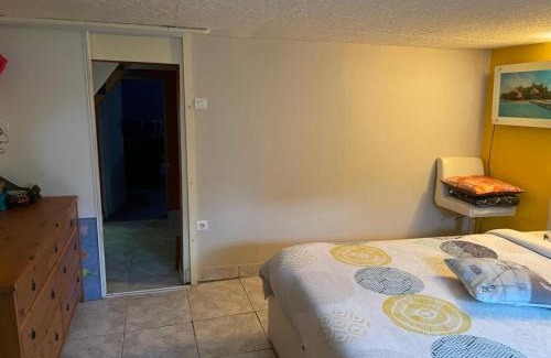 Belle-Eglise Apartment | Logement entrée indépendant, sous sol éclairé, cuisine, SDB WC, jardin