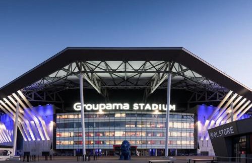 Porte Des Alpes - Mi Plaine - Manissieux Apartment | Logement prive et calme EUREXPO Groupama Stadium TRAM Parking Terasse