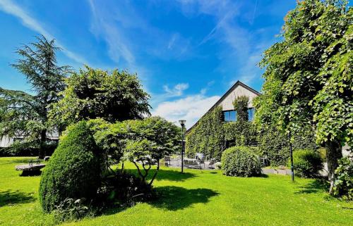 Mur-de-Barrez Hotel | Logis Auberge du Barrez