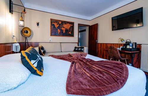 Bort-les-Orgues Hotel | Logis Central Hôtel - Restaurant & Spa