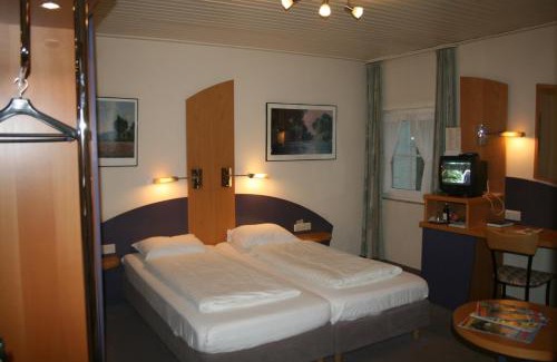 Luxembourg Ardennes Hotel | Logis Gourmet & Relax Hotel De La Sure