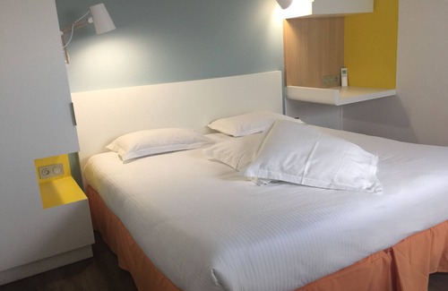 Avrille Hotel | Logis Hôtel Domaine du Moulin Cavier - Restaurants & Spa