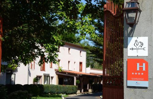 Thiers Hotel | Logis Hôtel Le Parc de Geoffroy