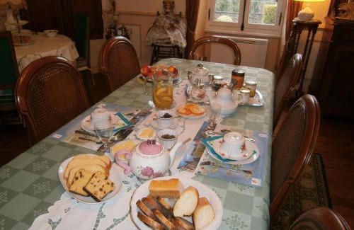 Mareuil-Sur-Lay-Dissais Bed & Breakfast | Logis La Folie