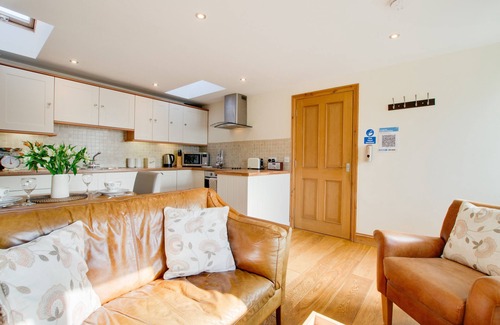Foxley House | Lollipop Cottage - One Bedroom House, Sleeps 2
