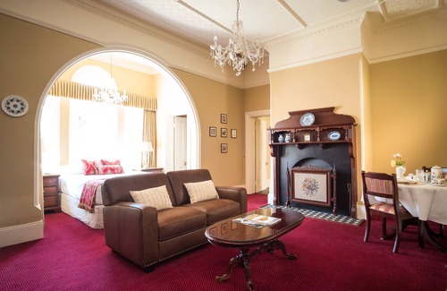 Armidale Bed & Breakfast | Loloma House