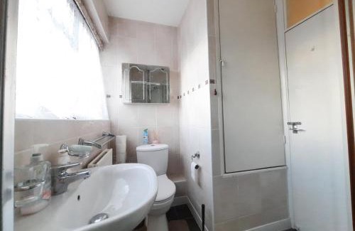 New Addington House | London North Downs rooms