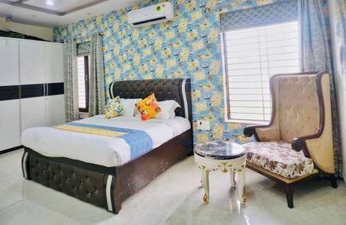 Gurugram Other | London Pride Farmhouse