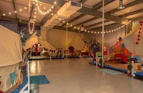 Warrenton Hotel | Lone Star Glamp Inn