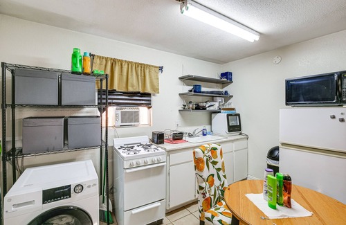 Circle Area Apartment | Long Beach Vacation Rental w/Patio, 2 Mi to Ocean