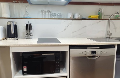 Jamboree Heights Apartment | Long-Short Rent Moden Smart Studio