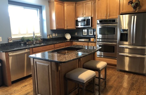 Westfield House | "LONG TERM RENTAL" 30+ DAY STAYS Family Friendly 4-Bedroom, 3.5 Bath in Carmel!
