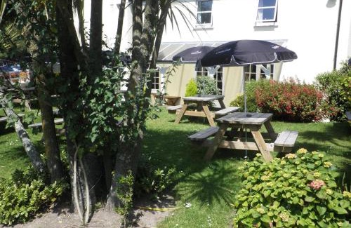 St. Pierre du Bois Hotel | Longfrie Inn