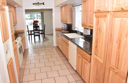Sitka Cabin | Longliner Lodge and Suites
