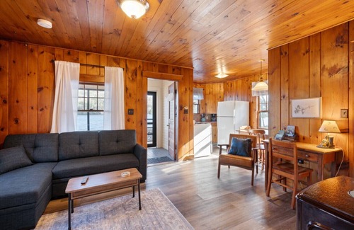 Holderness Cabin | Loon Lodge - Waterfront Cabin