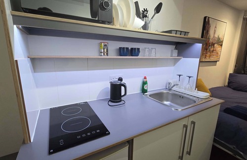 Crawley House | Lopez Home Crawley