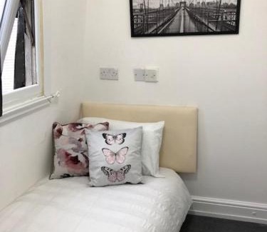 King's Cross House | Lord Merit Guest Rooms in King's Cross St Pancras