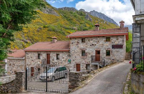 Caunedo House | Lorences A