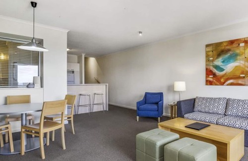 Lorne Apartment | Lorne Apartment Escape