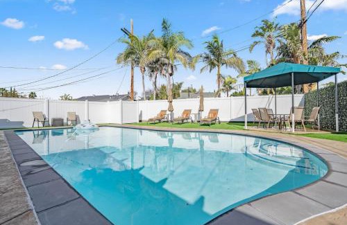 Winnetka House | Los Angeles Glamour Home