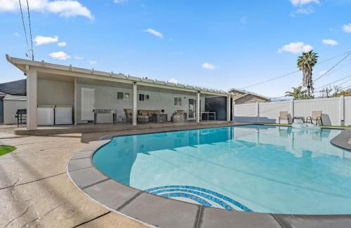 Winnetka House | Los Angeles Glamour Home