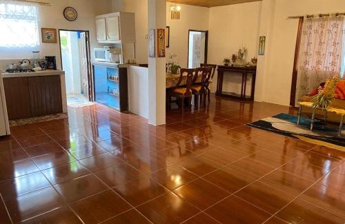 Portoviejo Apartment | Los mangos Posadamanabita