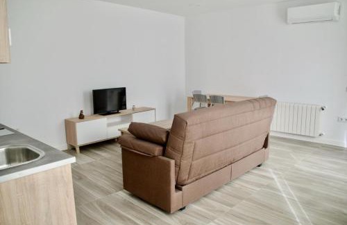 Carcaboso Apartment | Los Miliarios