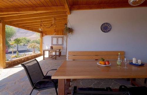 Pajara Boat Rental | Los Olivos 1 Comfortable holiday residence