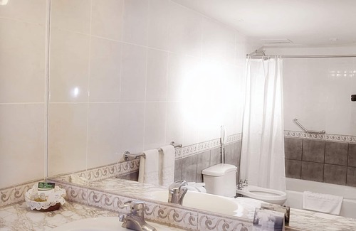 Tarija Hotel | Los Parrales Resort Hotel