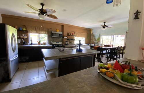 Cuyamel House | Lost in Paradise.Itzayana Estate (A gift of God in mayan language)