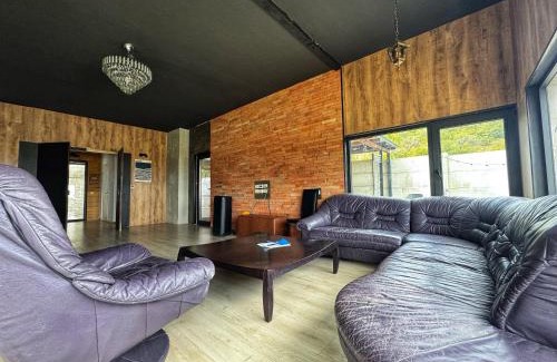 Mtskheta Villa | Lostinlisi