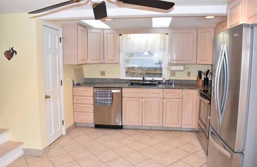 Wareham House | Lotti's Landing - Seaside Beach House - Onset, MA