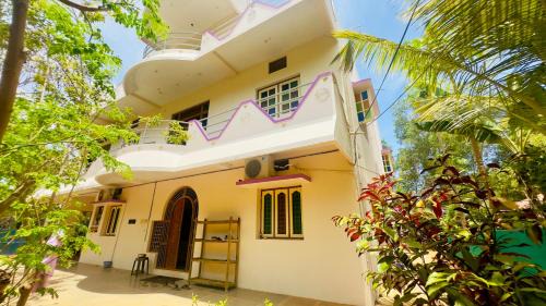 Auroville House | Lotus Garden Guest House