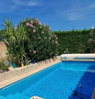 Bagnols-sur-Ceze House | Lou Bagnou Mi-Clos