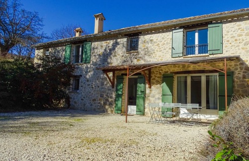 Condorcet House | Lou baïto, gite in the heart of the baronies park